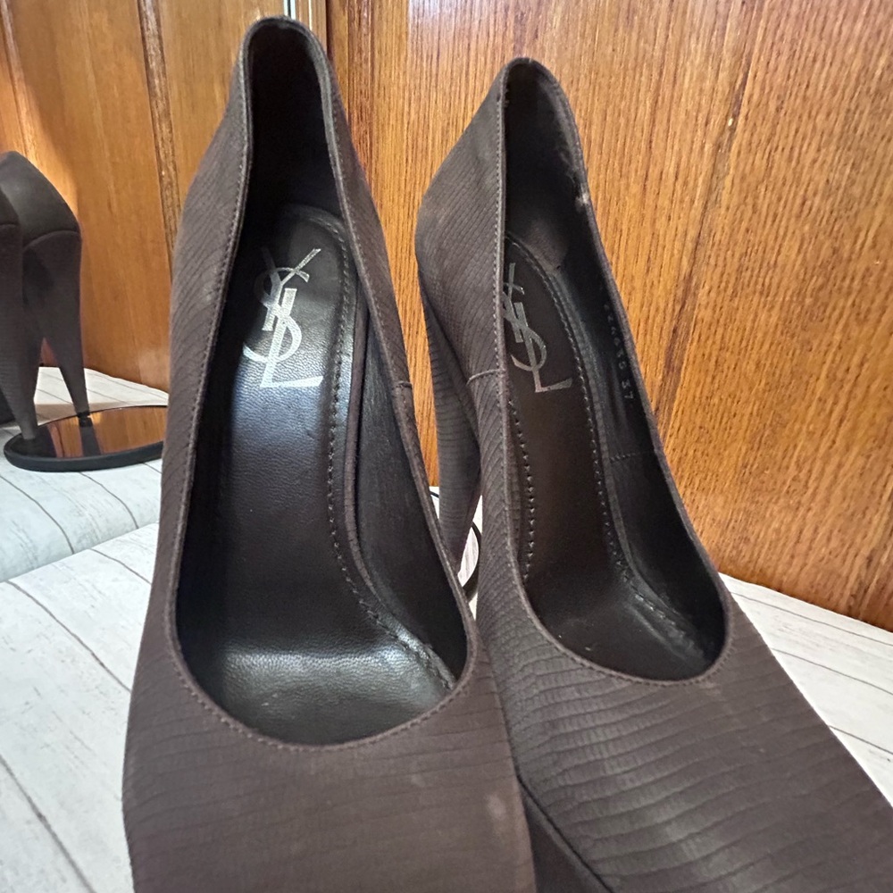 YSL Saint Laurent Y2K brown Suede Tribute Platform Pumps Stiletto Heels 37 7